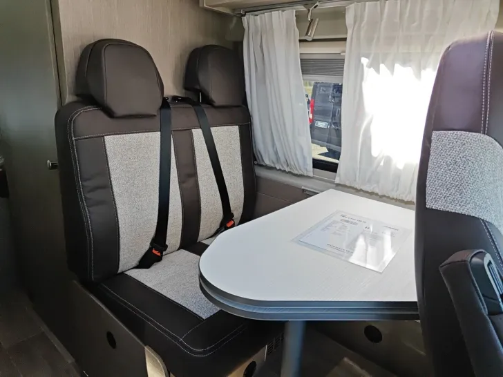 Fahrzeugbild Pössl 2Win S Fiat 140 PS !! Sie sparen 20.795,- !! #12