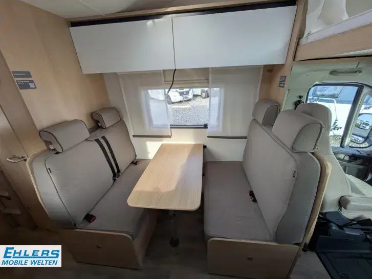 Fahrzeugbild LMC Tourer A 690 G 140PS/Autom/Isofix/Markise/Fahrradträger #8