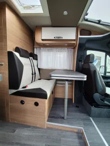 Fahrzeugbild Weinsberg CaraCompact 640 MEG EDITION [PEPPER] #6
