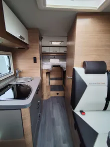 Fahrzeugbild Weinsberg CaraCompact 640 MEG EDITION [PEPPER] #12