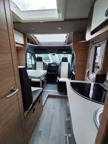 Fahrzeugbild Weinsberg CaraCompact 640 MEG EDITION [PEPPER] #13