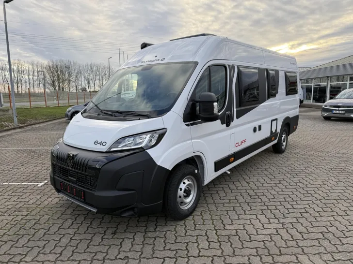 Fahrzeugbild Sunlight Cliff 640 Peugeot #1