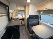 Fahrzeugbild Sunlight Cliff 640 Peugeot #8