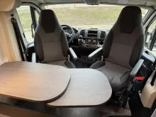 Fahrzeugbild Sunlight Cliff 640 Peugeot #13