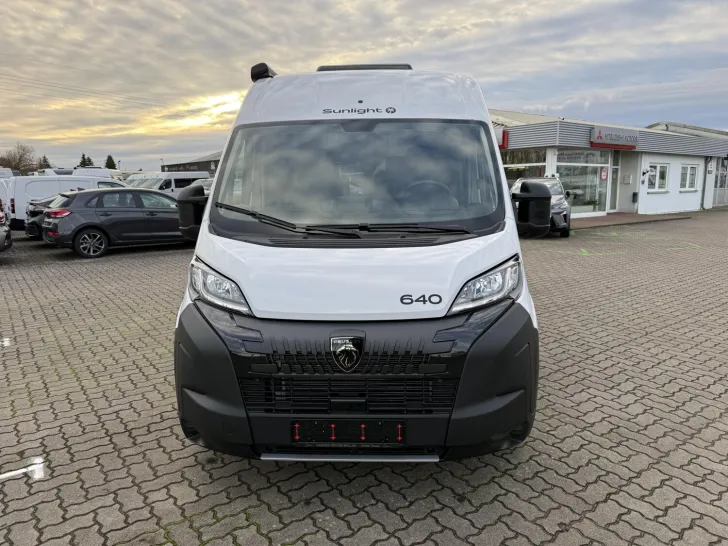 Fahrzeugbild Sunlight Cliff 640 Peugeot #20