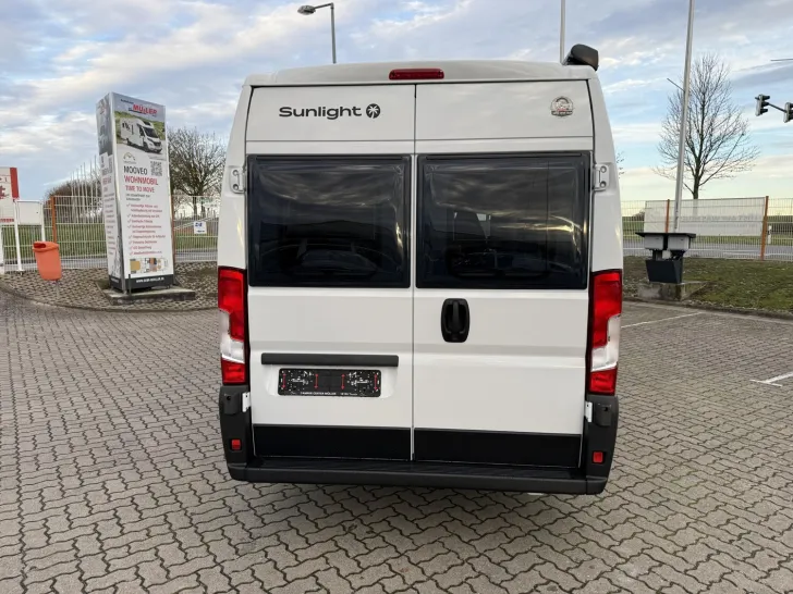 Fahrzeugbild Sunlight Cliff 640 Peugeot #21