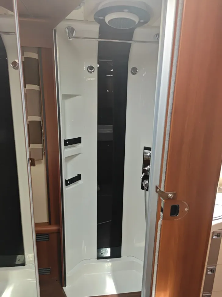 Fahrzeugbild Carthago chic e-line I 51 QB Linerclass #16