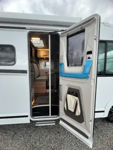 Fahrzeugbild Weinsberg CaraCore 650 MEG AUGTI Sitze #7
