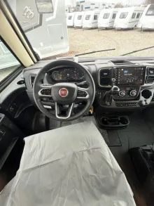 Fahrzeugbild Weinsberg CaraCore 650 MEG AUGTI Sitze #10