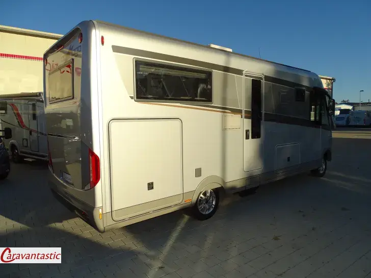 Fahrzeugbild Carthago LINER-FOR-TWO I 53 IVECO #2