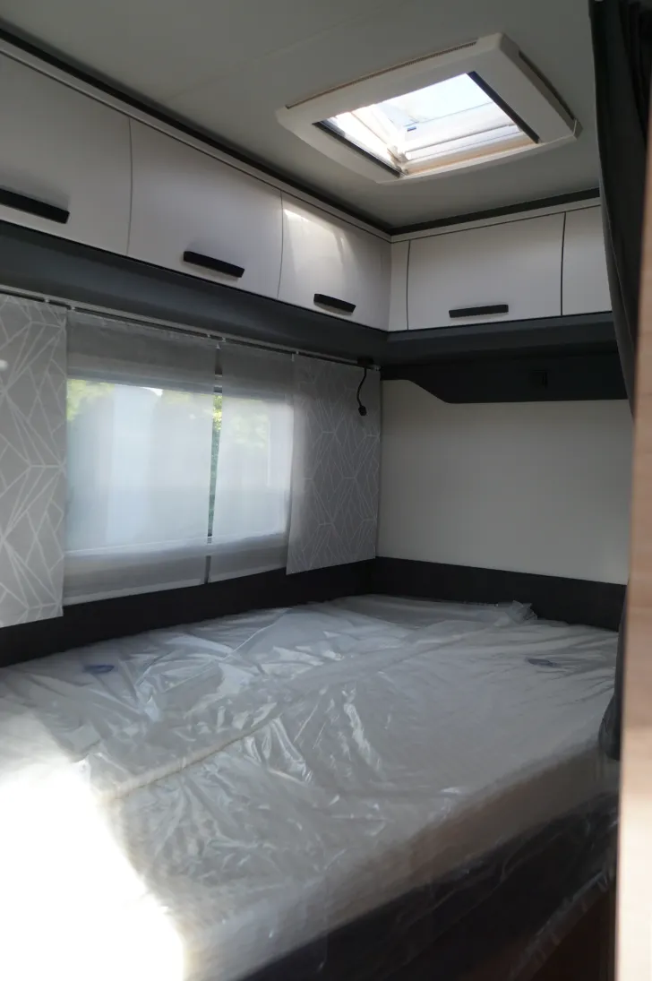 Fahrzeugbild Knaus L!VE WAVE 650 MF Platinum Selection 180 PS Automatik #8