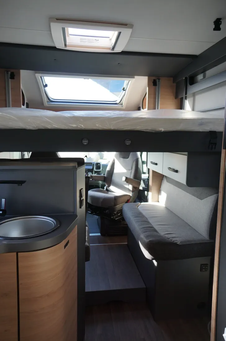 Fahrzeugbild Knaus L!VE WAVE 650 MF Platinum Selection 180 PS Automatik #10