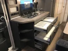 Fahrzeugbild Hobby De Luxe 545 KMF Mod.2026; 2000kg; Garage #10