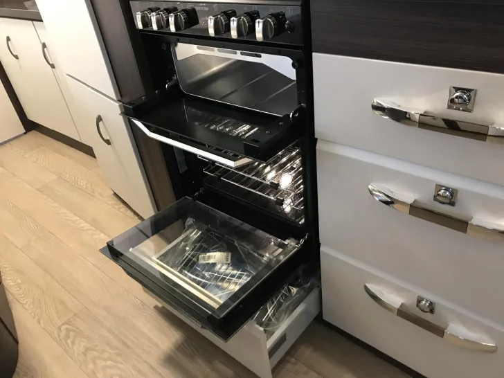 Fahrzeugbild Hobby Prestige 560 WFU Mod.2026; 2000kg; Backofen #12