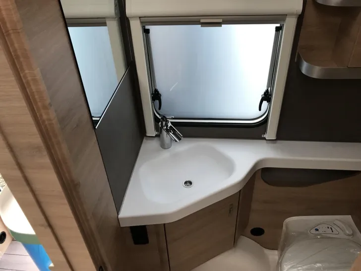 Fahrzeugbild Knaus Südwind BLACK SELECTION 540 UE Mod.2026; 1800kg #16