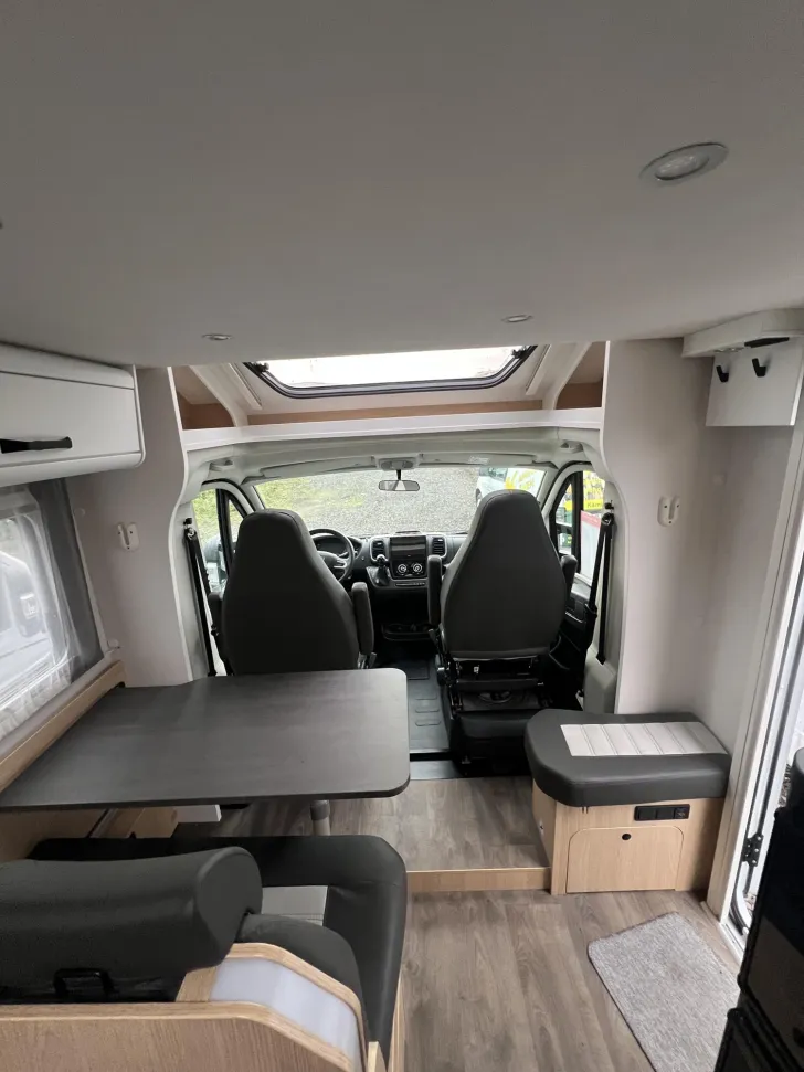 Fahrzeugbild Sunlight Adventure T 67S *Hubbett*AUTOMATIK*SAT*Navi*RFK* #8