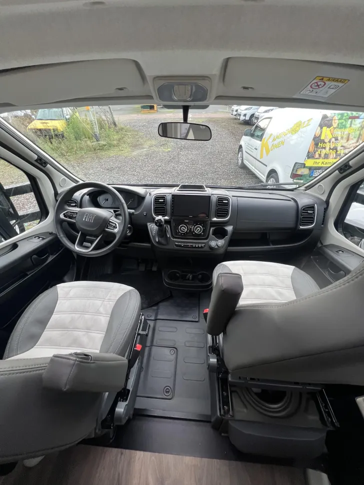 Fahrzeugbild Sunlight Adventure T 67S *Hubbett*AUTOMATIK*SAT*Navi*RFK* #10
