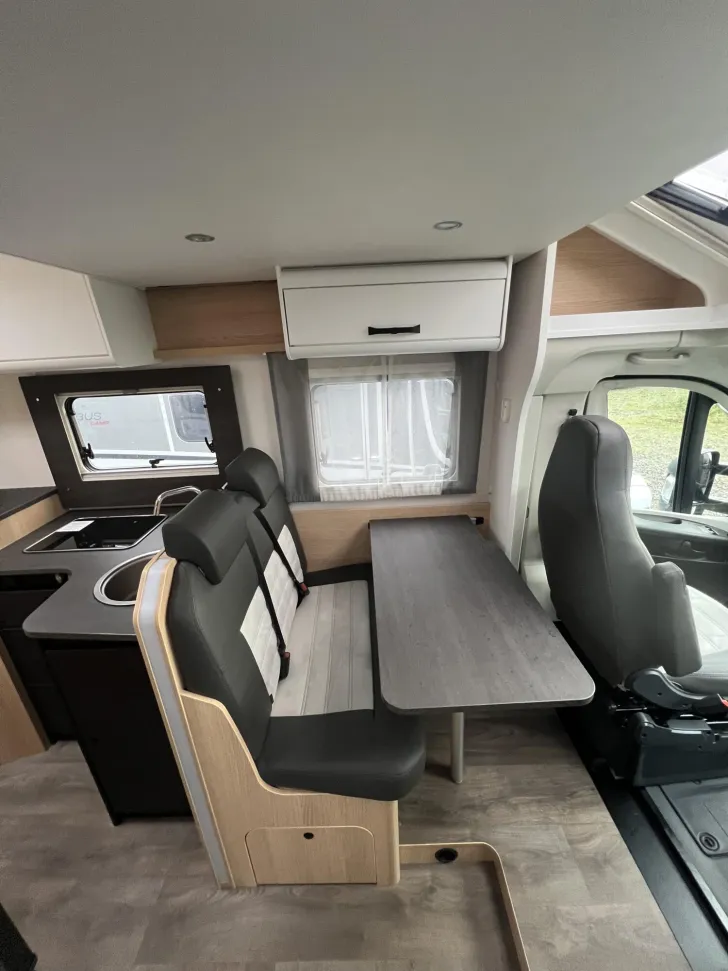 Fahrzeugbild Sunlight Adventure T 67S *Hubbett*AUTOMATIK*SAT*Navi*RFK* #11