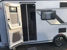 Fahrzeugbild Knaus Südwind BLACK SELECTION 540 FDK Mod.2026; 1800kg #4