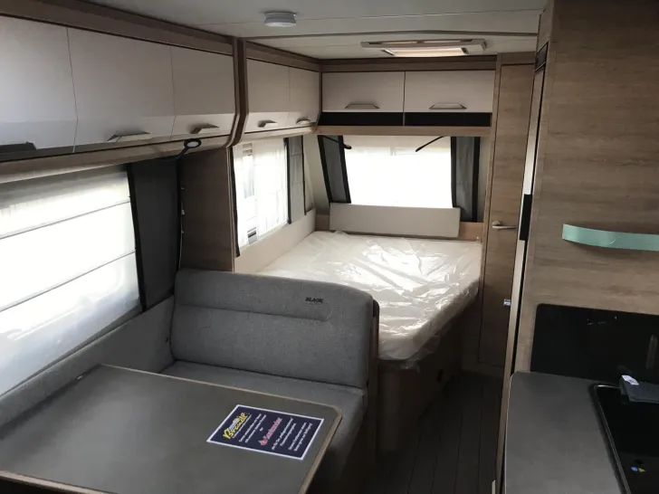 Fahrzeugbild Knaus Südwind BLACK SELECTION 540 FDK Mod.2026; 1800kg #8