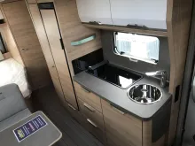 Fahrzeugbild Knaus Südwind BLACK SELECTION 540 FDK Mod.2026; 1800kg #10