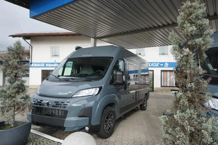 Fahrzeugbild Knaus BoxLife 600 ME Platinum Selection 180 PS Automatik #3