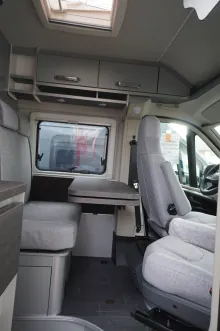 Fahrzeugbild Weinsberg CaraBus GREY 600 ME EDITION [FIRE] 180 PS Automatik #6