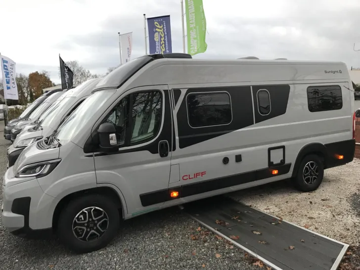 Fahrzeugbild Sunlight Cliff X 640 Fiat #4