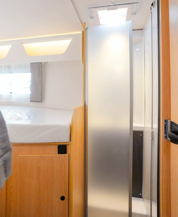 Fahrzeugbild Sunlight Adventure T Ford 680 **GÜMA-SONDERPREIS-AKTION** #14