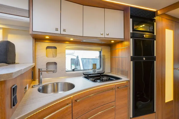 Fahrzeugbild Dethleffs Alpa A 7820-2 Elektrik Paket / Wechselrichter #10