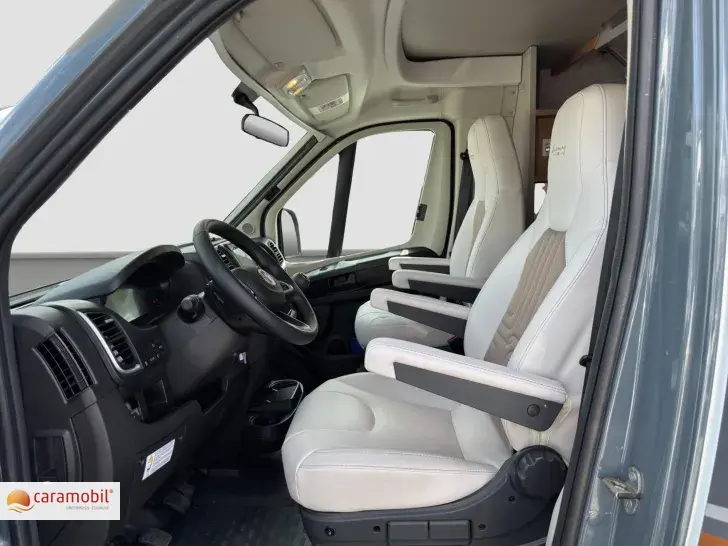Fahrzeugbild Bürstner Lyseo TD Gallery T 649 G Markise/Navi #6