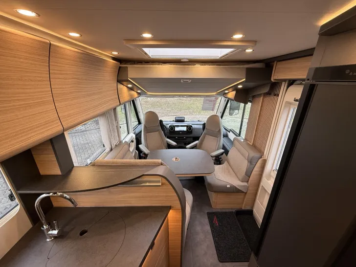 Fahrzeugbild Malibu I 470 RB LE K comfort Mercedes #7