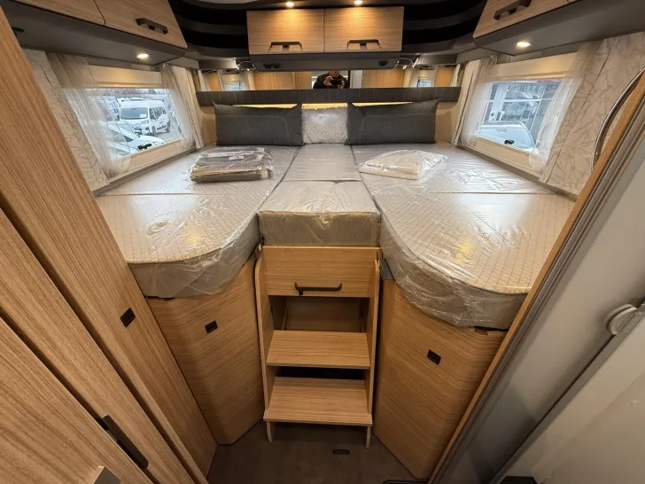 Fahrzeugbild Malibu I 470 RB LE K comfort Mercedes #11