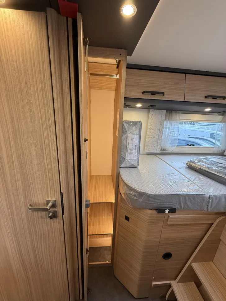 Fahrzeugbild Malibu I 470 RB LE K comfort Mercedes #17