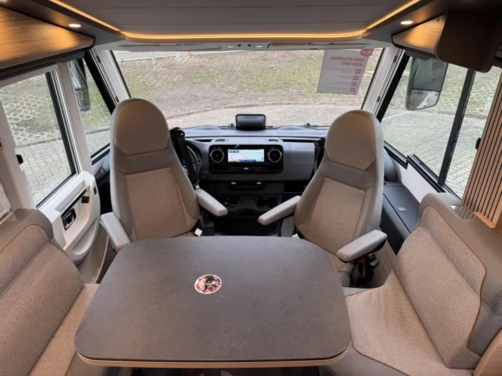 Fahrzeugbild Malibu I 470 RB LE K comfort Mercedes #18