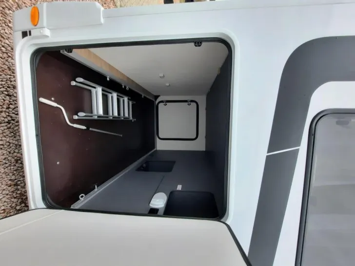Fahrzeugbild Laika Kosmo H 1409 Sparen Sie 27.650,- € #19