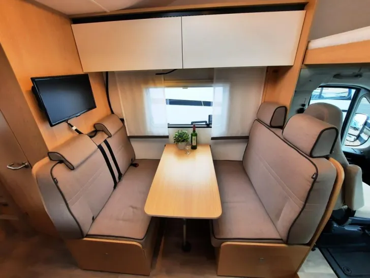 Fahrzeugbild LMC Tourer A 690 G #8