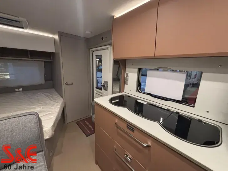 Fahrzeugbild Bürstner Averso 480 TK #13