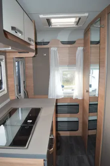 Fahrzeugbild Weinsberg X-CURSION VAN 500 LT EDITION [PEPPER] RW DO 700 #13