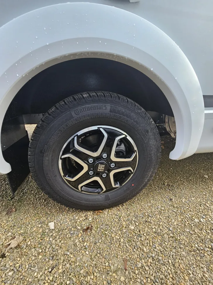 Fahrzeugbild Carado V 337 Automatik|Elektr. Handbremse|26er Modell #19