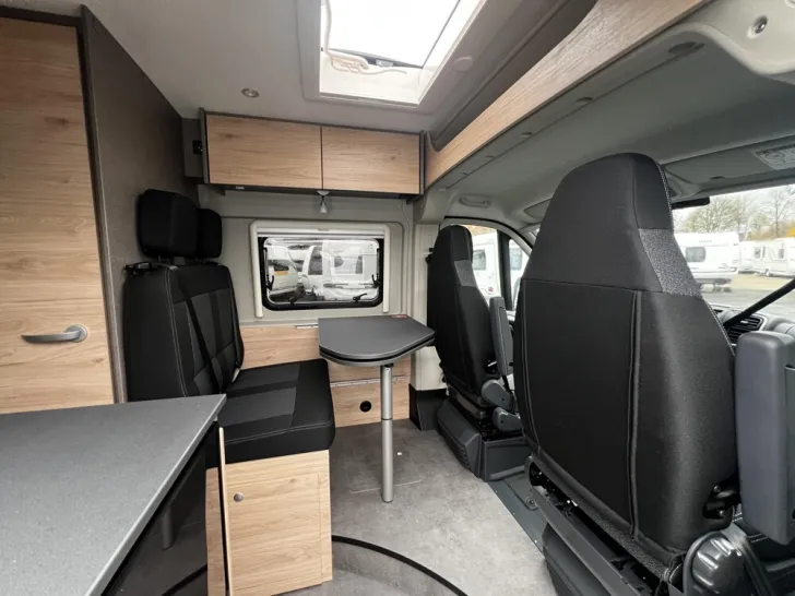 Fahrzeugbild Roadfans 640 Active #7