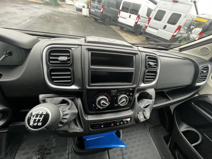 Fahrzeugbild Roadfans 640 Active #18