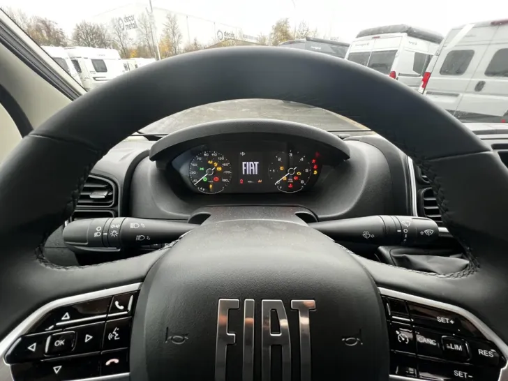 Fahrzeugbild Roadfans 640 Active #19