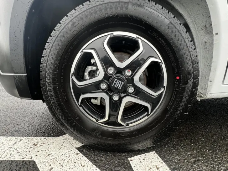 Fahrzeugbild Roadfans 640 Active #24