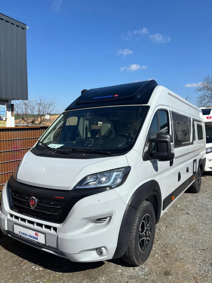 Fahrzeugbild Eura Mobil Van 635 HB #2