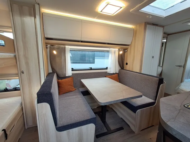 Fahrzeugbild Hobby De Luxe 540 KMFe *Modell 2026* #14