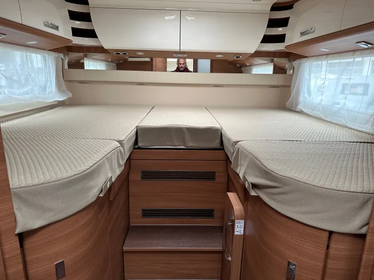 Fahrzeugbild Carthago C-LINE I 5.9 XL LE MB #16