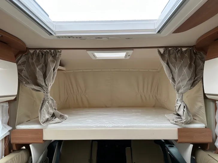 Fahrzeugbild Carthago C-LINE I 5.9 XL LE MB #17