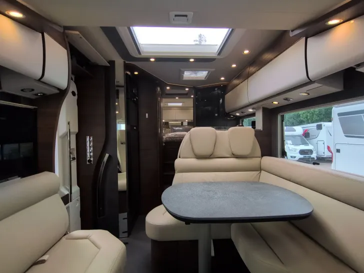 Fahrzeugbild Carthago C-LINE I 4.9 LE #19