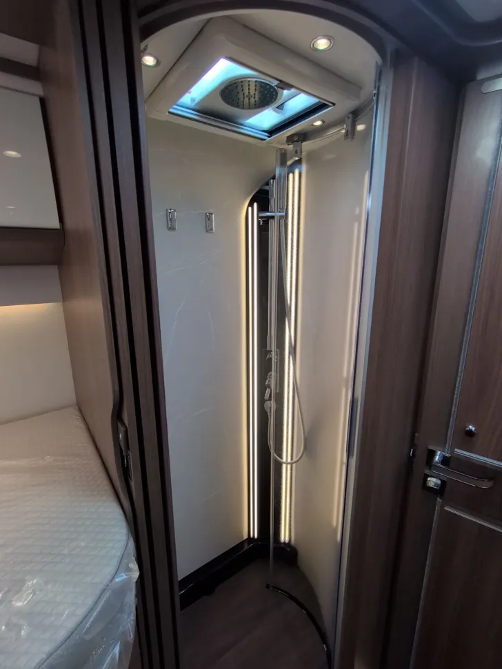 Fahrzeugbild Carthago E-LINE I 50 LE DA MB #15